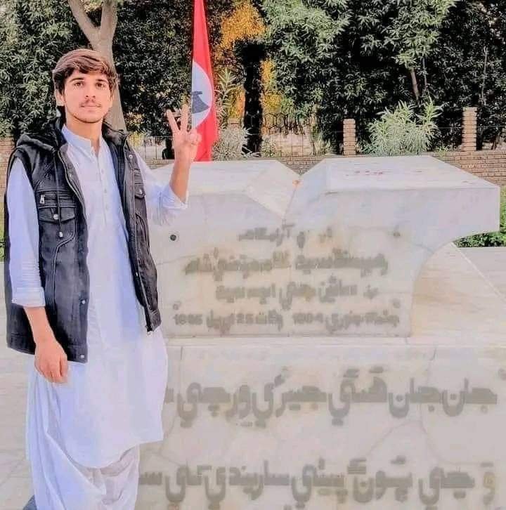جيئي سنڌ فريڊم موومينٽ جسفم مرڪزي پريس  پڌرائي جسفم جي مرڪزي چيئرمين سھيل ابڙو, وائس چيئرمين زبير سنڌي, امر آزادي, سوڍو سنڌي, حفيظ ديشي, پرھ سنڌو پنھنجي گڏيل جاري ڪيل بيان ۾ چيو آھي تہ سنڌ اندر اڻ اعلانيل رياستي ادارن آپريشن شروع ڪري ڏنو آھي. جبري کنڀي گم ڪرڻ جو سلسلو رڪيو اي نھ ھو جو ھاڻي ھڪ دفعو ٻيھر سنڌ جي ڳڀرو نوجوانن جا لاش رياست طرفان ڏيڻ جو سلسلو شروع ڪيو ويو آھي, مختلف واقعا ڄاڻائي قومي ڪارڪنن کي شھيد ڪيو پيو وڃي.