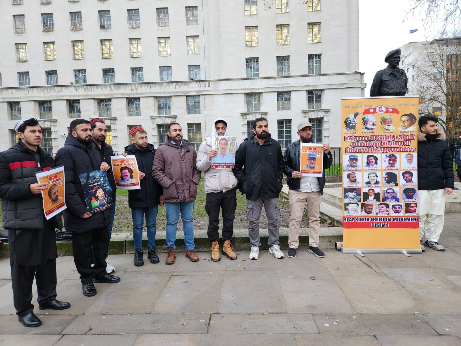 Protest by JSFM Outside UK Prime Minister's Residence on INTL Human Rights Day London 9 IMG 20241211 WA0004