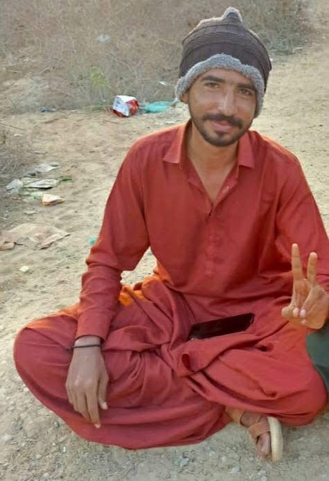 “JSFM Condemns Enforced Disappearances in Sindh, Calls for International Action” 2 The abduction of Talib Laghari, a member of the Jeay Sindh Freedom Movement (JSFM), along with national activists Ashiq Magsi, Noorullah Magsi, and Zafar Magsi by Pakistani state intelligence agencies in Shahdadkot, is a regrettable and condemnable act. We appeal to human rights organizations, the United Nations, Amnesty International, and Human Rights Watch to take urgent notice of these enforced disappearances and the ongoing human rights violations committed by Pakistani state agencies in Sindh and Balochistan. We urge them to play an active role in ensuring the release of the abducted national activists.