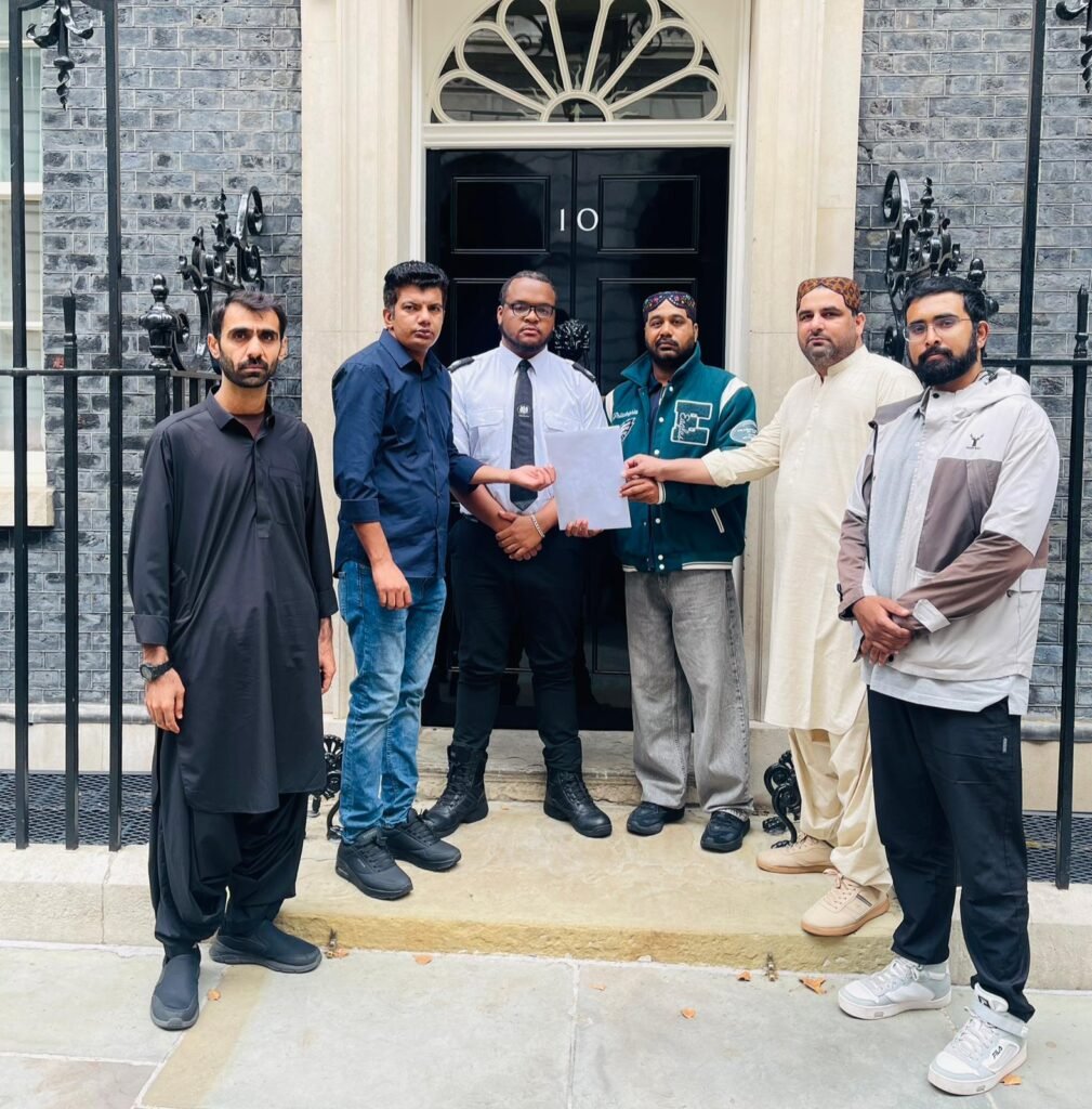 Sindhi, Baloch, Pashtun, Kashmiri and Other Forcibly Disappeared Persons Must Be Recovered; Protest and Memorandum Submitted Outside the British Prime Minister’s Residence in London by Jeay Sindh Freedom Movement and Others 2 A delegation of JSFM, VMPS, BNM and others submitted a memorandum at 10 Downing Street, London, at the British Prime Minister’s residence, prior to the protest.